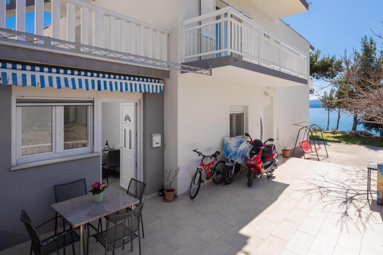 לוקבה Aqua Vista Apartments מראה חיצוני תמונה