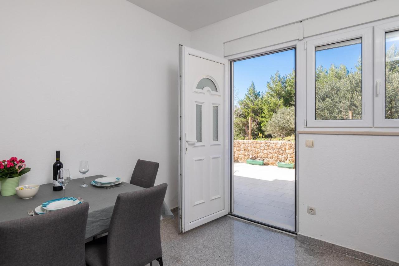לוקבה Aqua Vista Apartments מראה חיצוני תמונה
